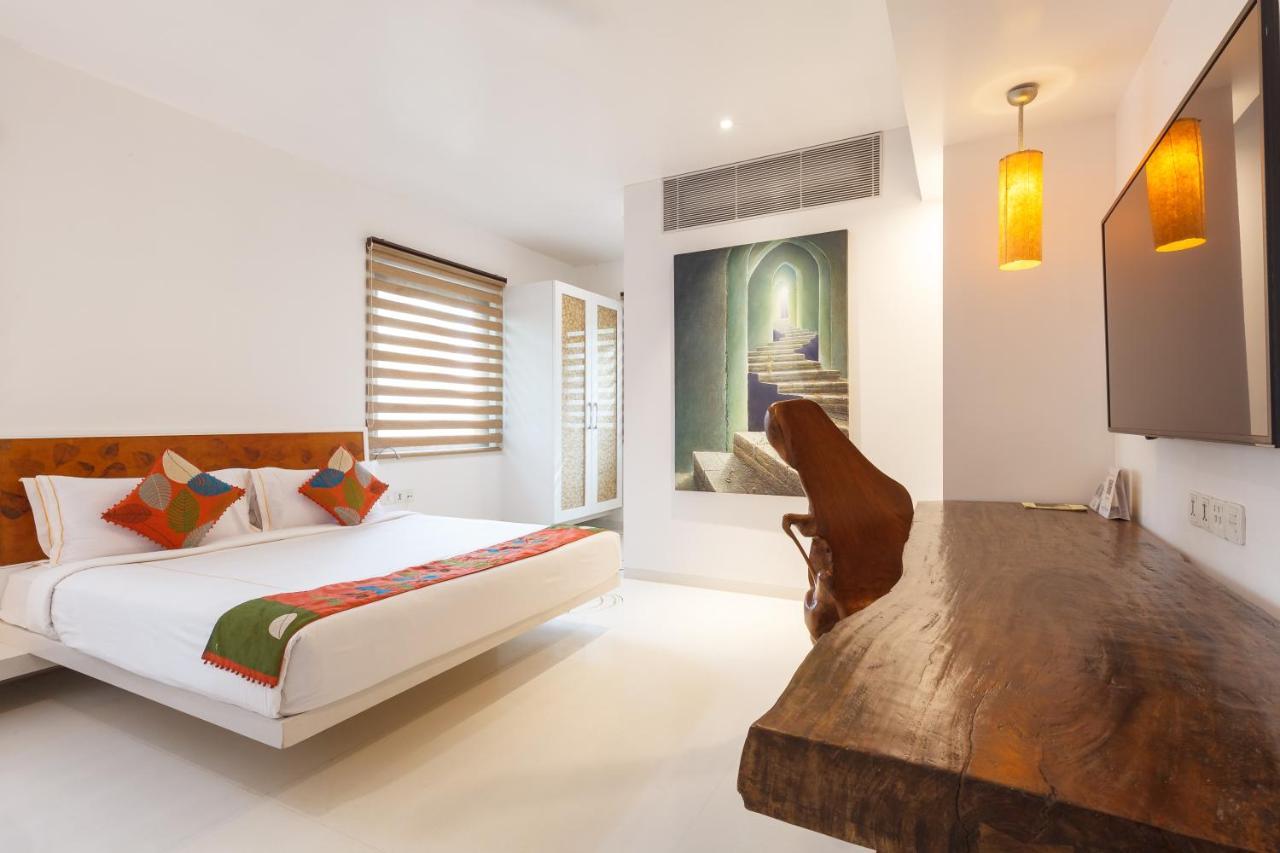 Le Sutra Hotel, Khar, Bombaj Exteriér fotografie